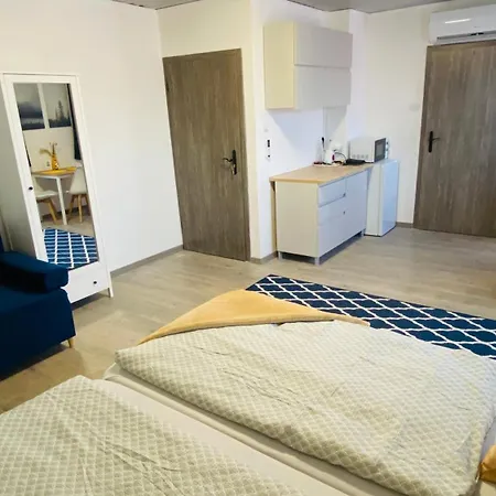 Oazis Apartmanhaz Rum i privatbostad *