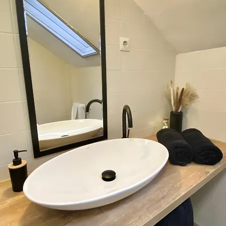 Rum i privatbostad Oazis Apartmanhaz