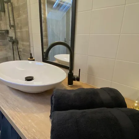 Oazis Apartmanhaz Rum i privatbostad *