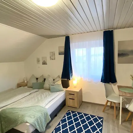 Oazis Apartmanhaz Rum i privatbostad *